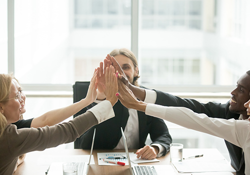 The Power of Gratitude at Work: A Simple Boost for Happiness and Performance