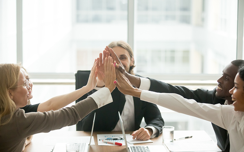 The Power of Gratitude at Work: A Simple Boost for Happiness and Performance